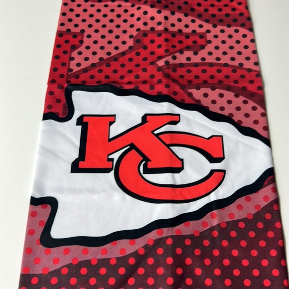 Kansas City Chiefs Neck Gaiter - Picture 3 of 4